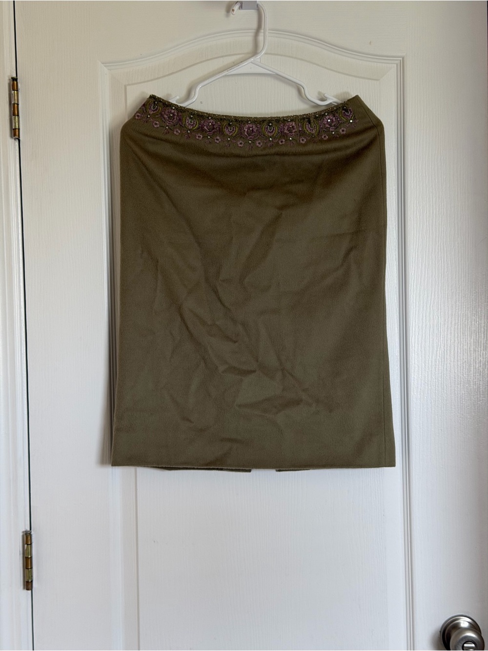 Vintage Valentino Boutique Knee-length Wool/Casmere Blend Straight Pencil Skirt
